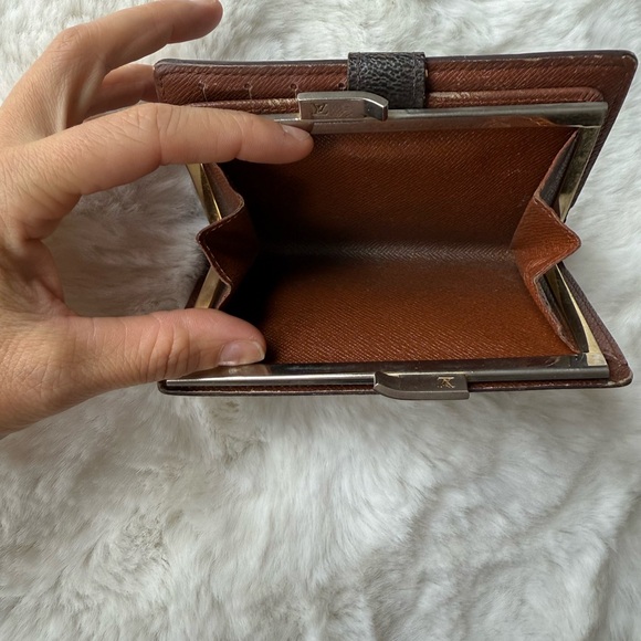 Louis Vuitton French Perth Viennois Bifold Wallet Monogram - Picture 8 of 10